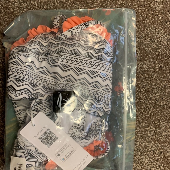 Cupshe geoprint bikini - Picture 6 of 6